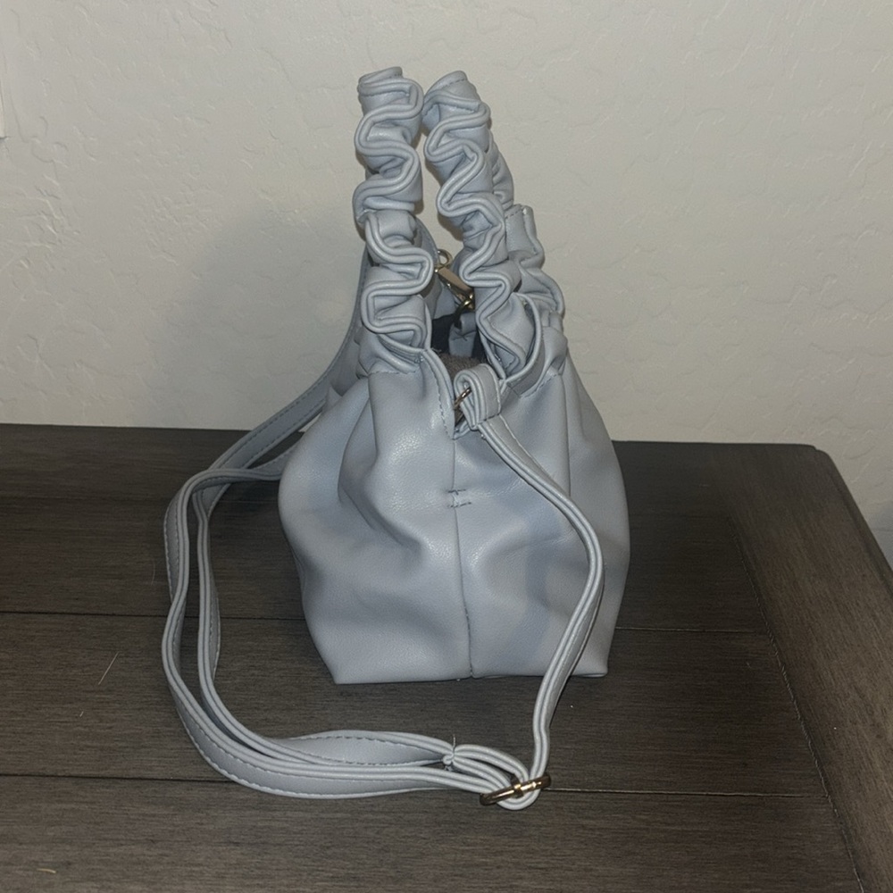 Elegant Blue Gathered Handle Women's Bag - Picture 2 of 3